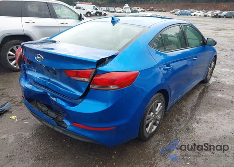 2017 Hyundai Elantra Se z USA, uszkodzony, nr VIN 5NPD84LFXHH026119